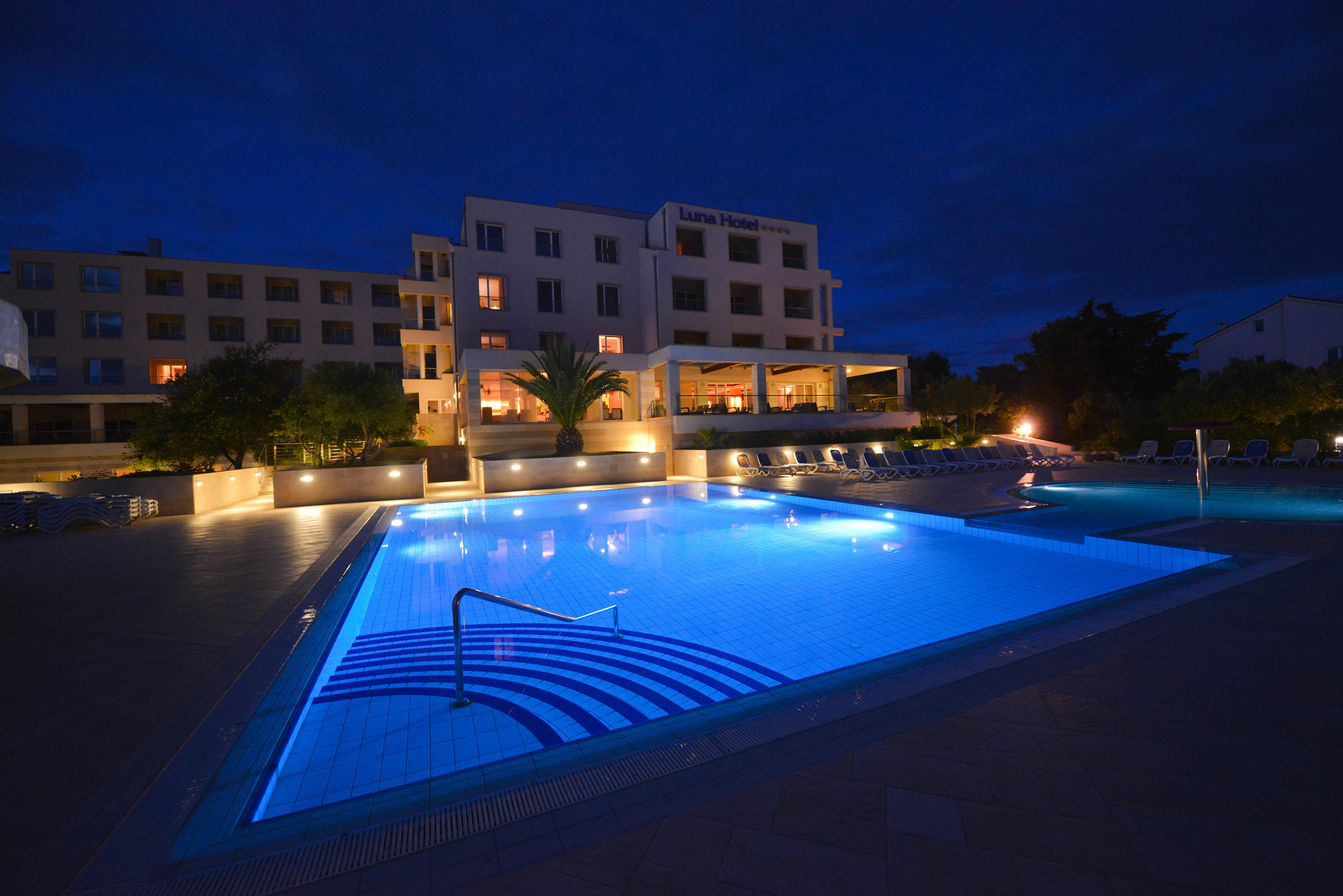 Family La Luna 4*