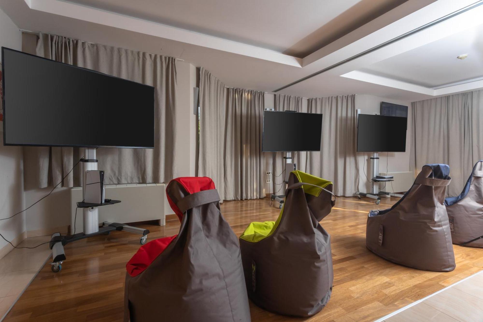Family La Luna Hotel 4*
