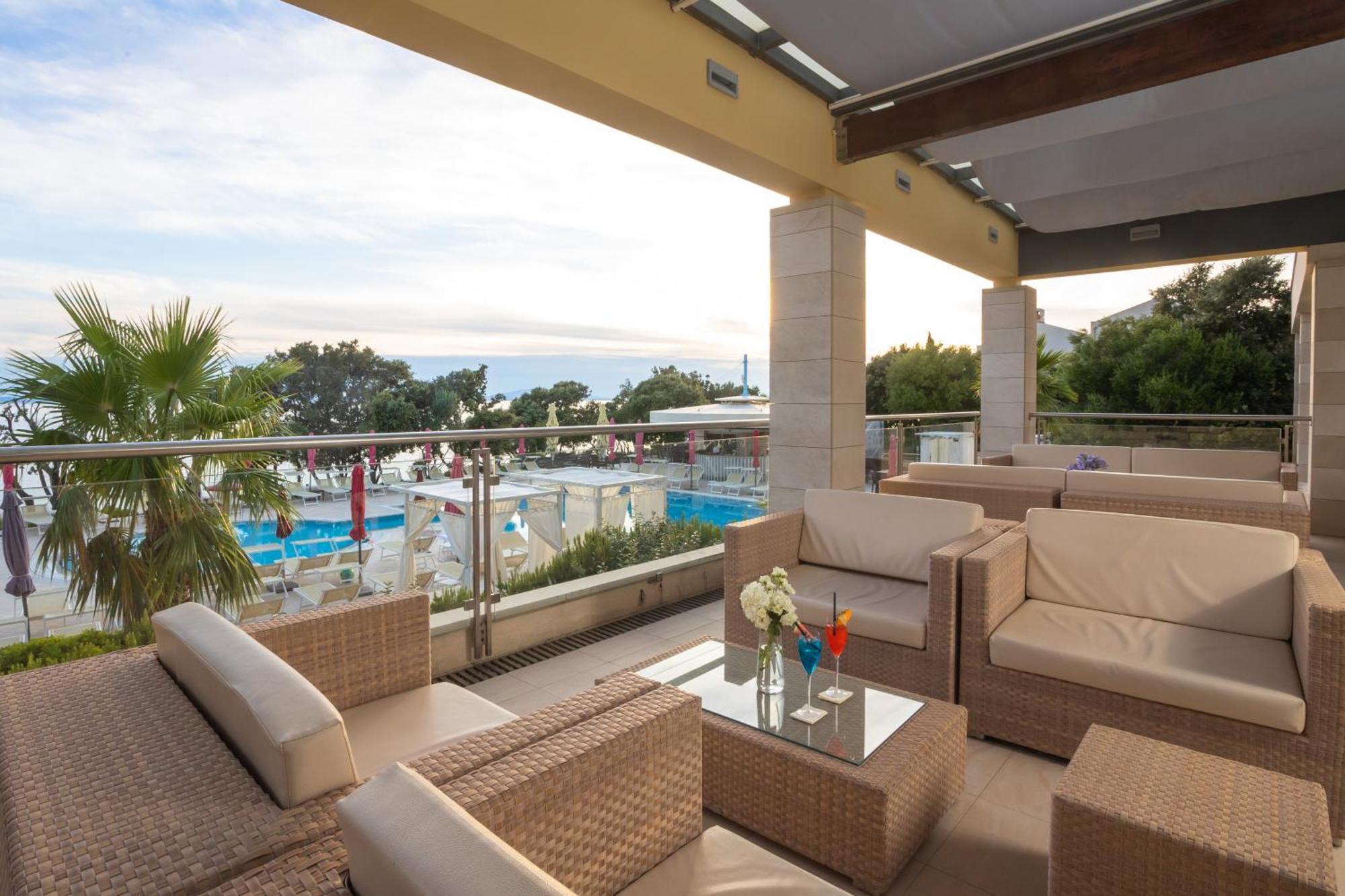 Family La Luna 4* Lun (Pag)
